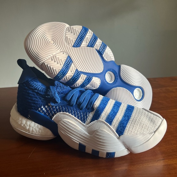 Adidas Trae Young 2 White/Blue Men’s Basketball Shoe (H03839) - Picture 7 of 7